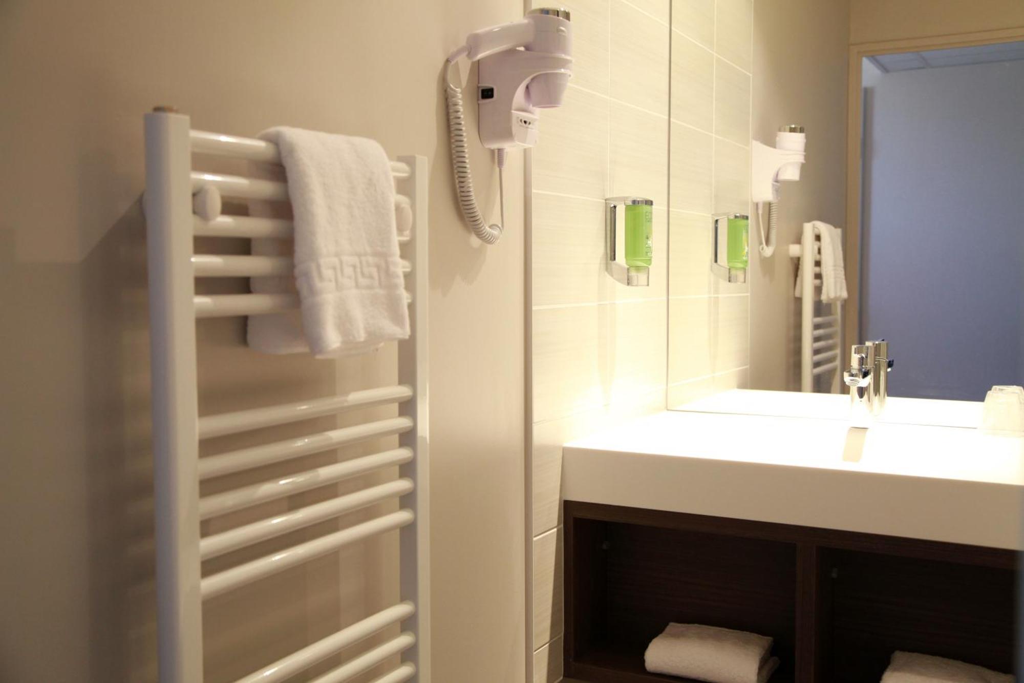 Brit Vannes-theix Hotel Theix